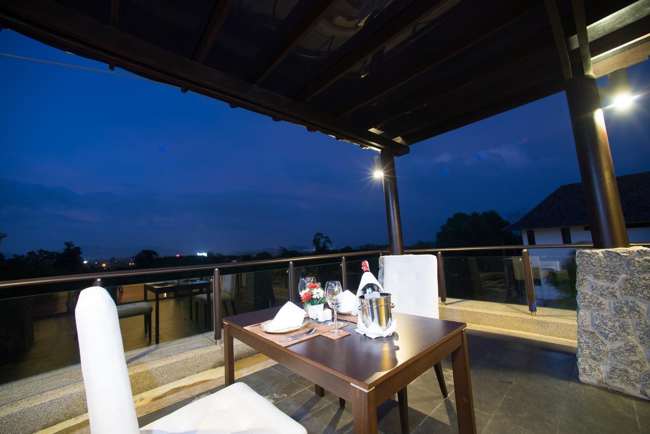 Phumundra Resort Phuket Ngoại thất bức ảnh